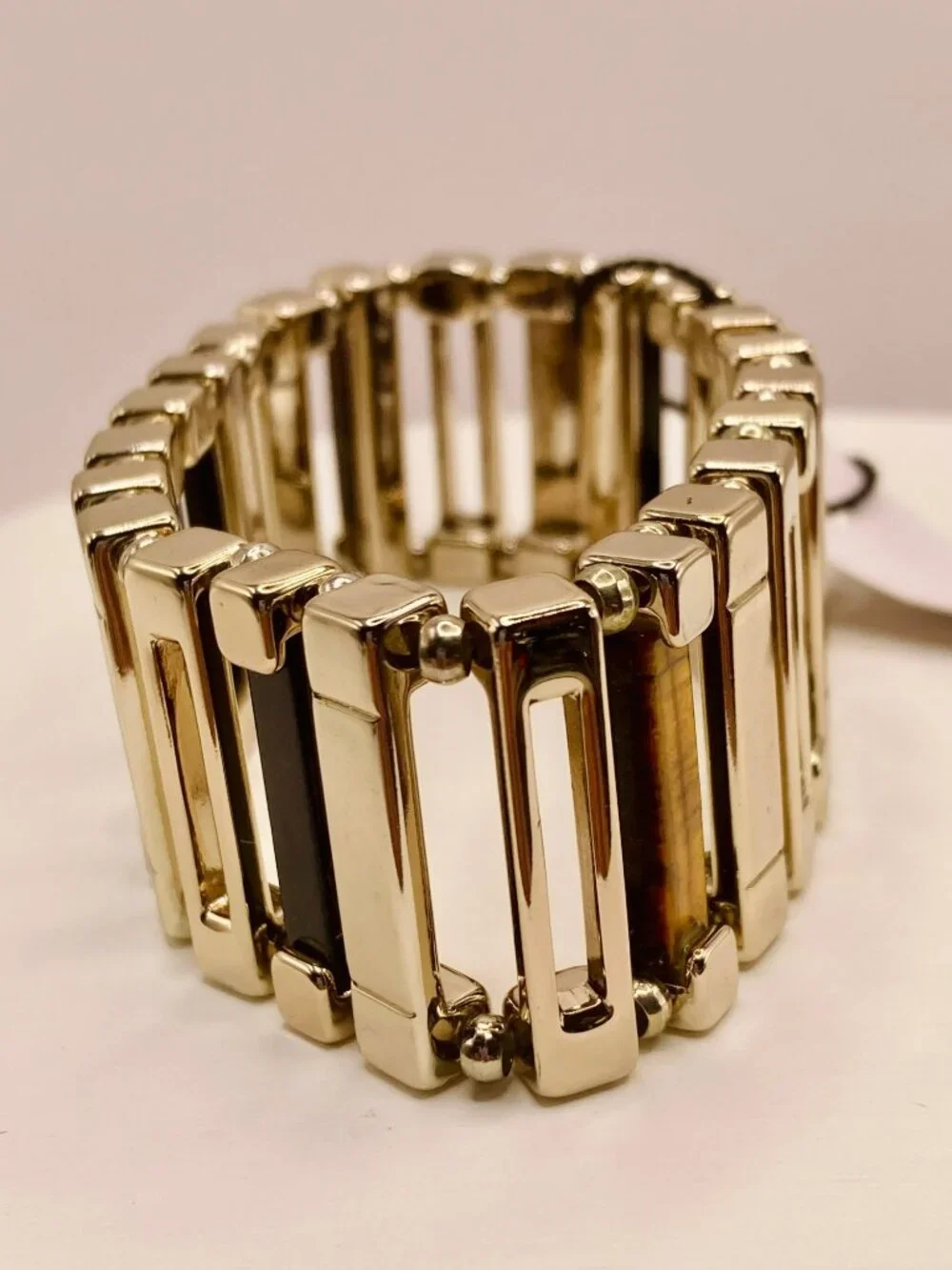 White House Black Market Gold Stretch Bracelet Tigers Eye & Black Accents -38B